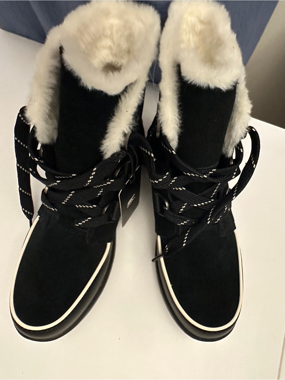 Sorel Black Faux-Fur Trim Lace-Up Winter Boots